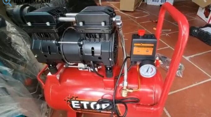 Máy Bơm Hơi Không Dầu: Giải Pháp Lý Tưởng Cho Môi Trường Làm Việc