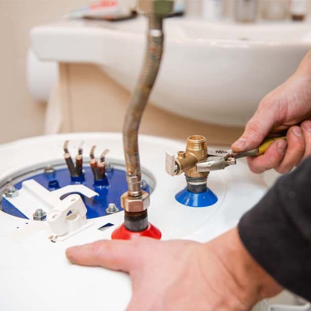 Bình phát ra tiếng ồn lạ khi hoạt động