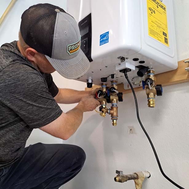 Bảo Dưỡng Vệ Sinh Bình Nóng Lạnh 24/24