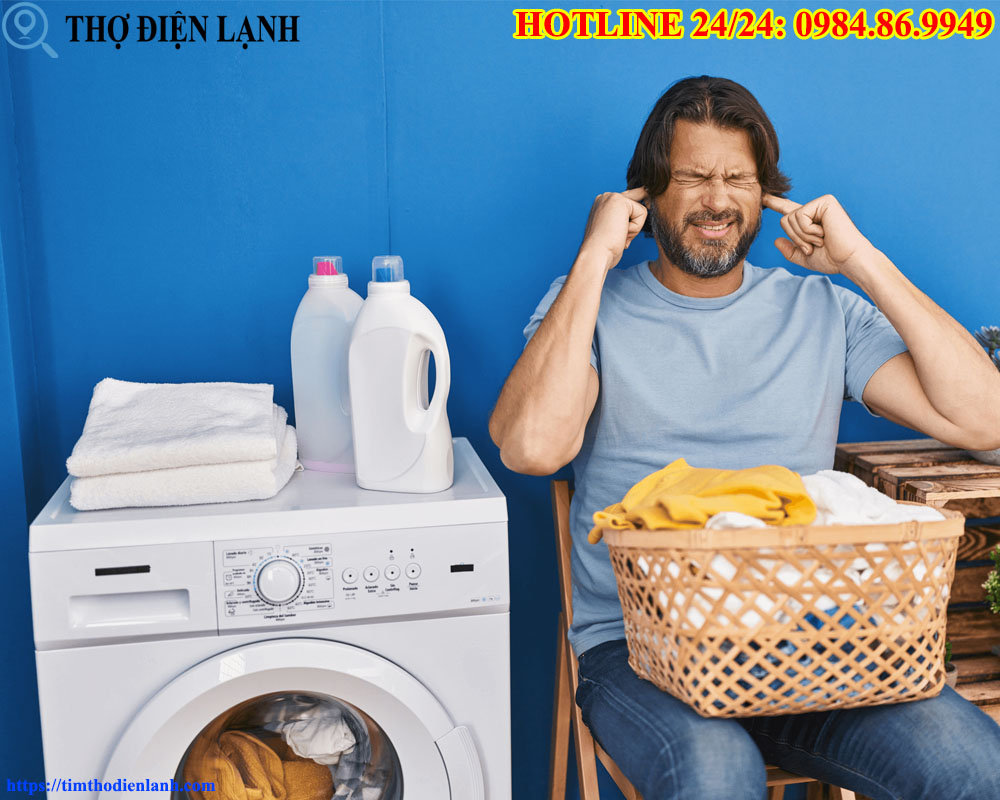 Cảnh báo máy giặt kêu to rung mạnh