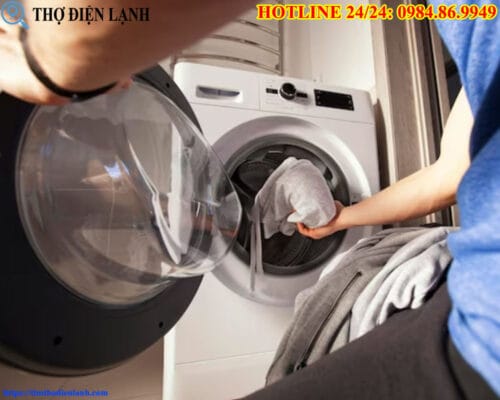 Lỗi cảm biến cửa máy giặt TCL