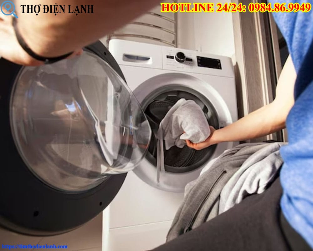 Lỗi cảm biến cửa máy giặt TCL