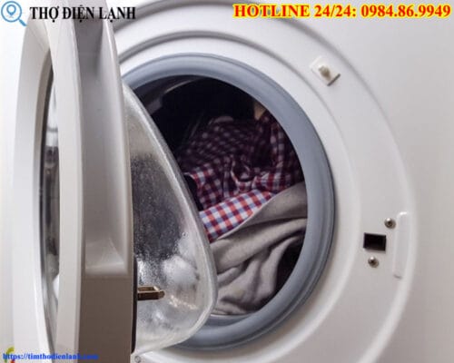 Máy giặt AEG bật nguồn nhưng không hoạt động