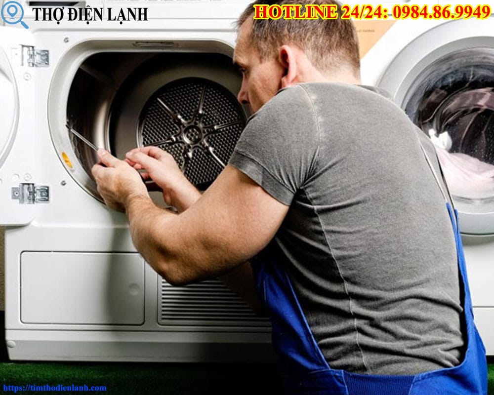 Máy giặt AEG có mùi khét