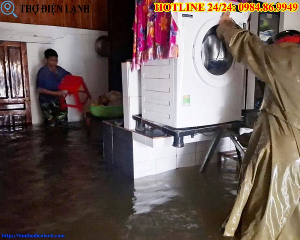 Máy giặt Ariston bị ngập nước