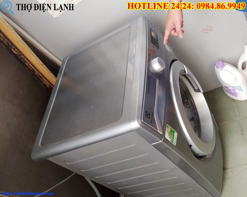 Máy giặt Comfee’ bật nguồn nhưng không hoạt động