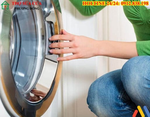 Máy giặt Nagakawa không mở được cửa