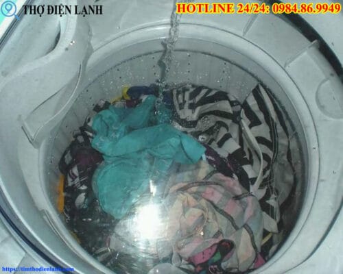 Máy giặt Sharp bị tràn nước