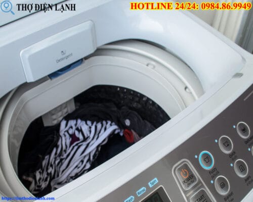 Máy giặt TCL bật nguồn nhưng không hoạt động