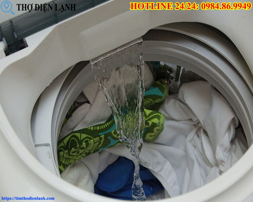 Máy giặt bị tràn nước