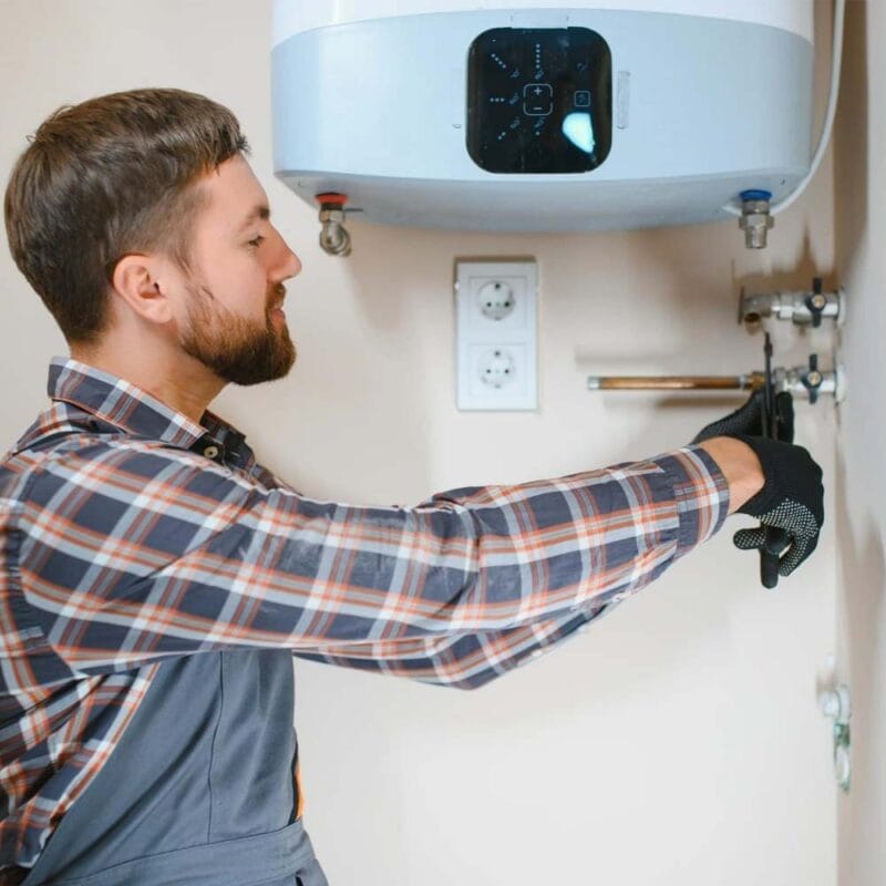 Thợ Vệ Sinh Bình Nóng Lạnh tại nhà uy tín