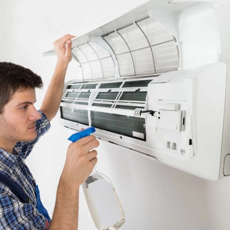 Thợ bảo dưỡng điều hòa uy tín