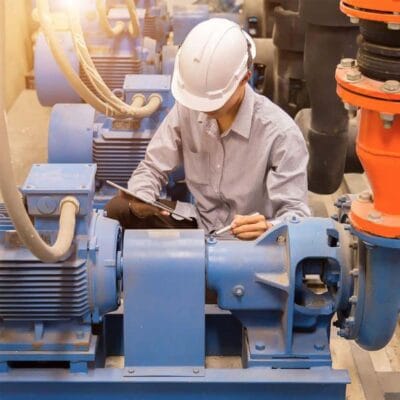 Thợ sửa máy bơm nước chuyên nghiệp