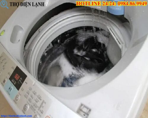 Vì sao máy giặt Whirlpool bị tràn nước