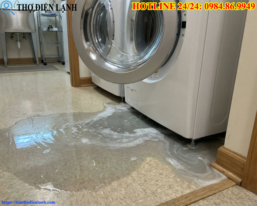 máy giặt Funiki bị tràn nước