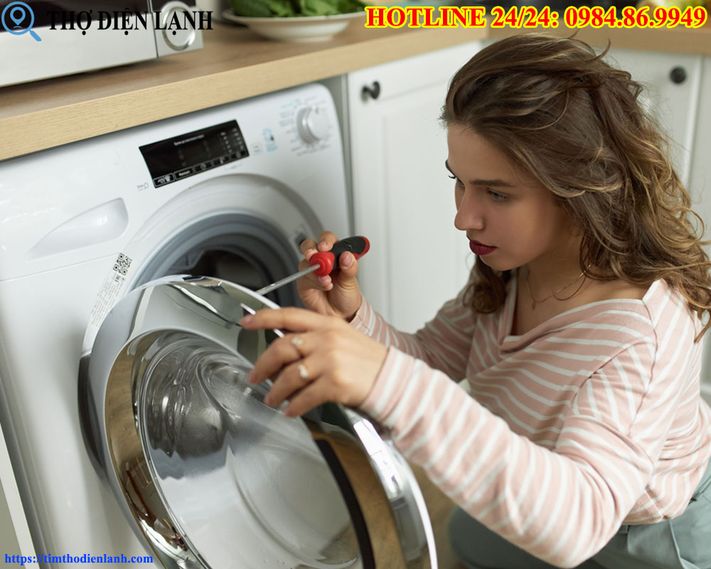 máy giặt Nagakawa bị tràn nước