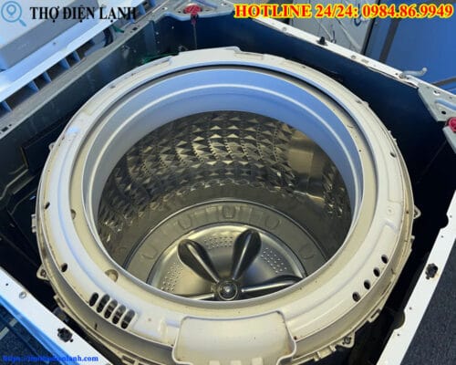Lồng máy giặt Candy bị thủng