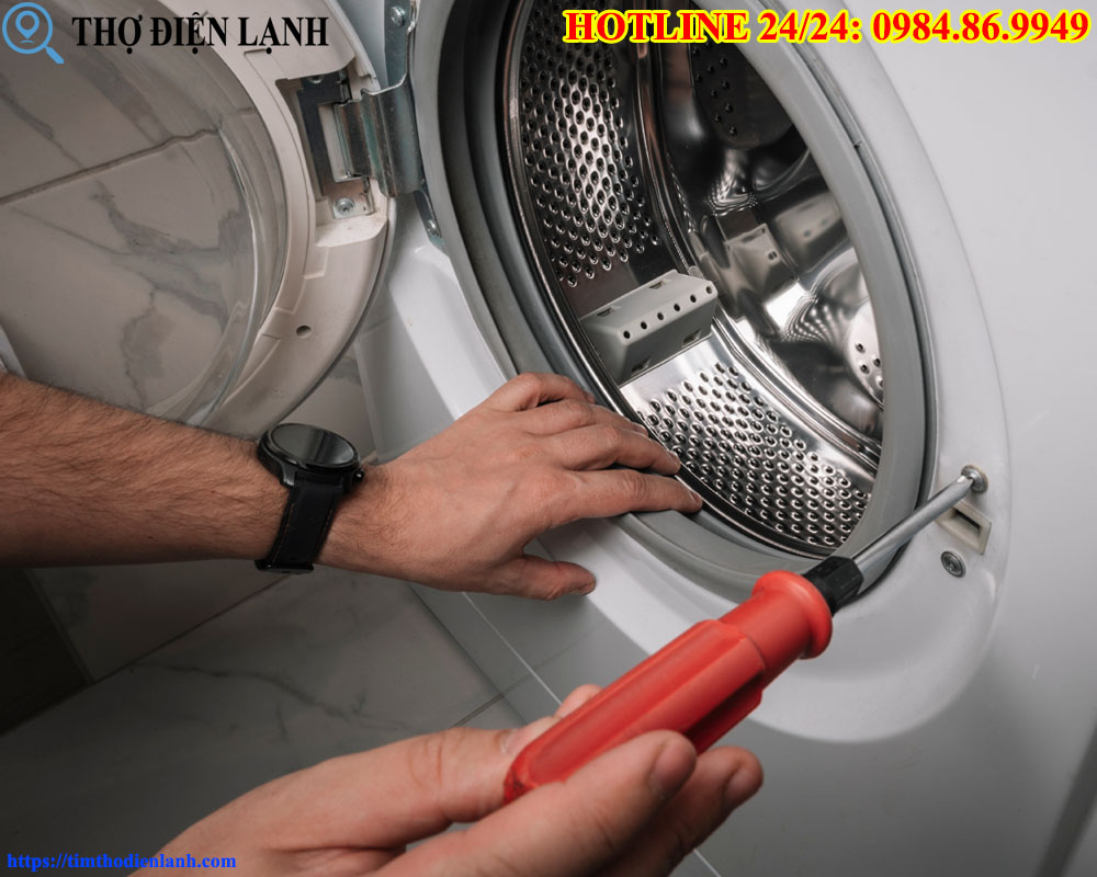 Lồng máy giặt Casper bị thủng