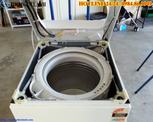 Lồng máy giặt Midea bị thủng