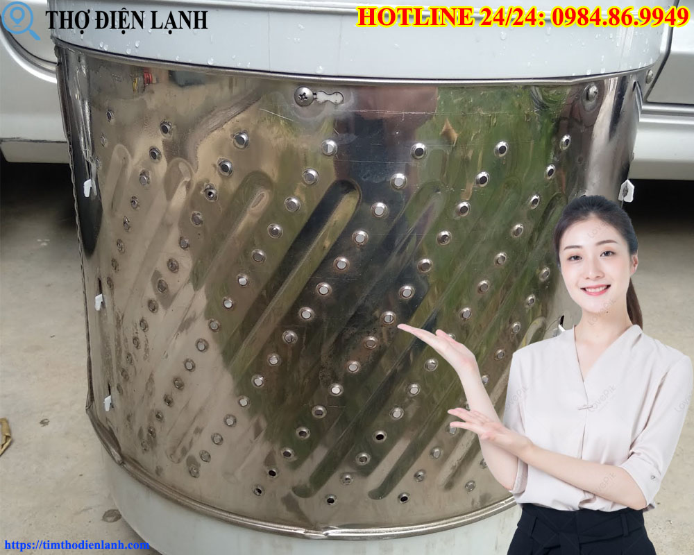 Lồng máy giặt Samsung bị thủng