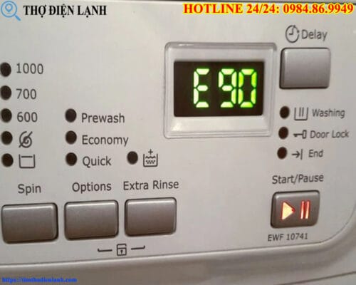 Máy giặt AEG báo lỗi liên tục