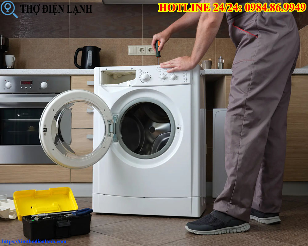 Máy giặt Electrolux không mở được cửa
