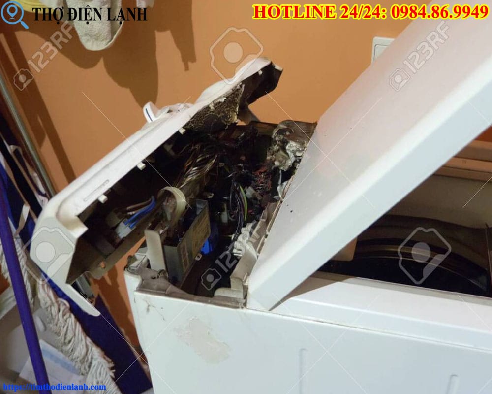 Máy giặt Gree bị chạm mạch