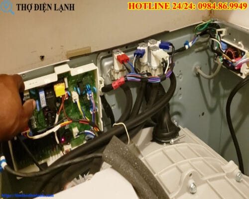 Máy giặt Haier bị chạm mạch