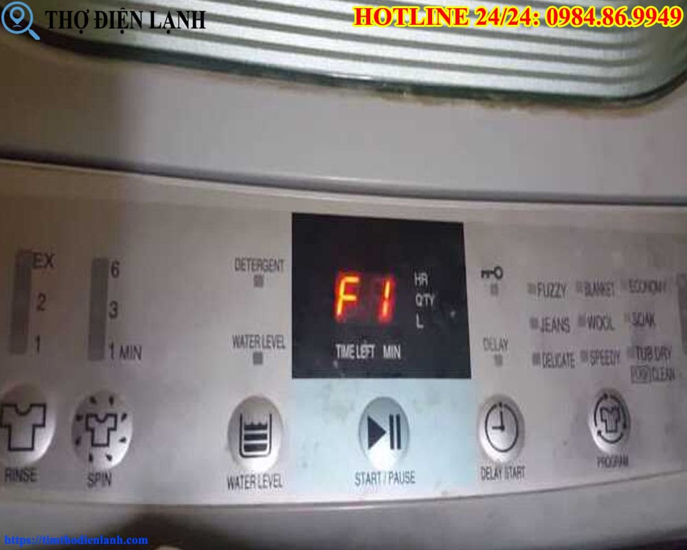 Máy giặt Hitach báo lỗi liên tục