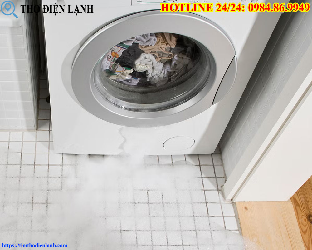 Máy giặt LG bị rò nước