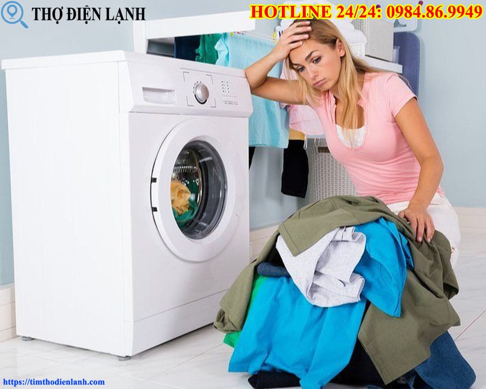 Máy giặt Nagakawa vừa vắt vừa xả nước