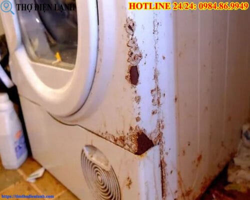 Máy giặt Panasonic bị rỉ sét