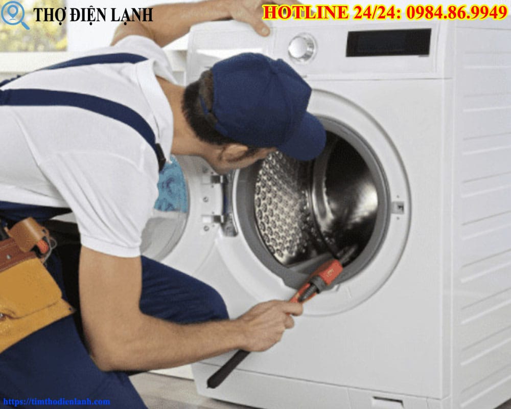 Máy giặt Siemens vừa vắt vừa xả nước