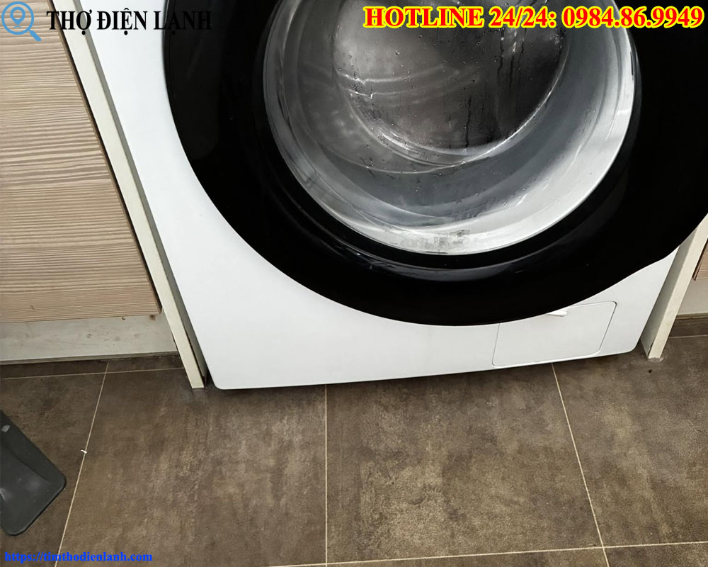 Máy giặt TCL bị rò nước