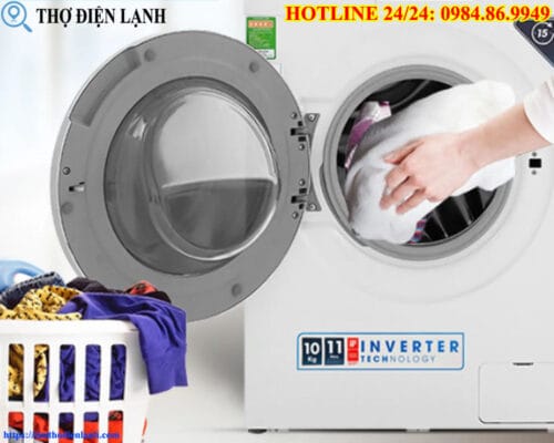 Máy giặt TCL liên tục cấp nước