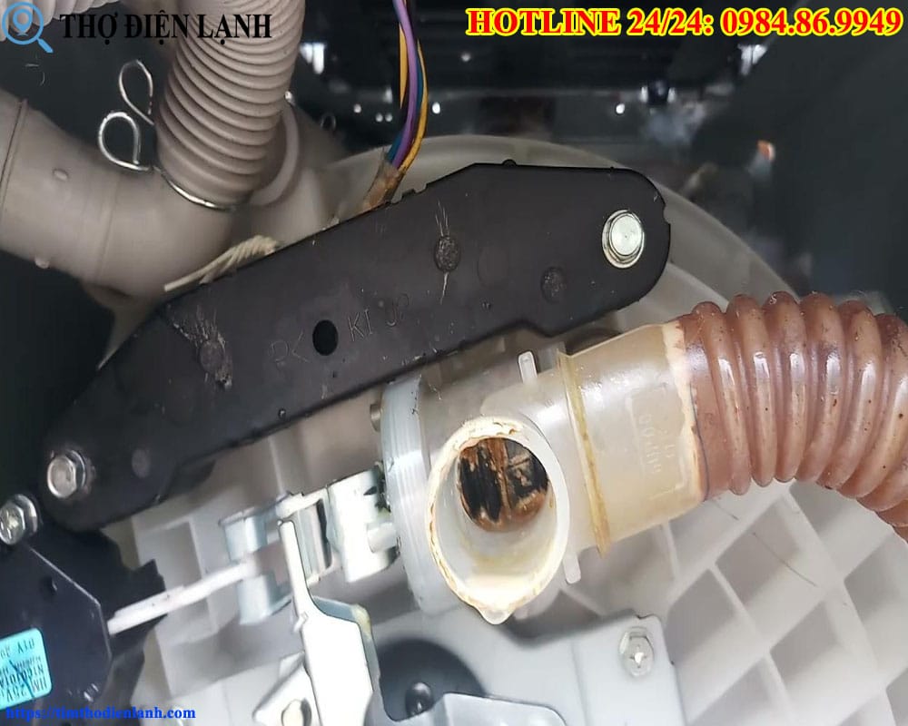 Máy giặt vừa cấp nước vừa xả