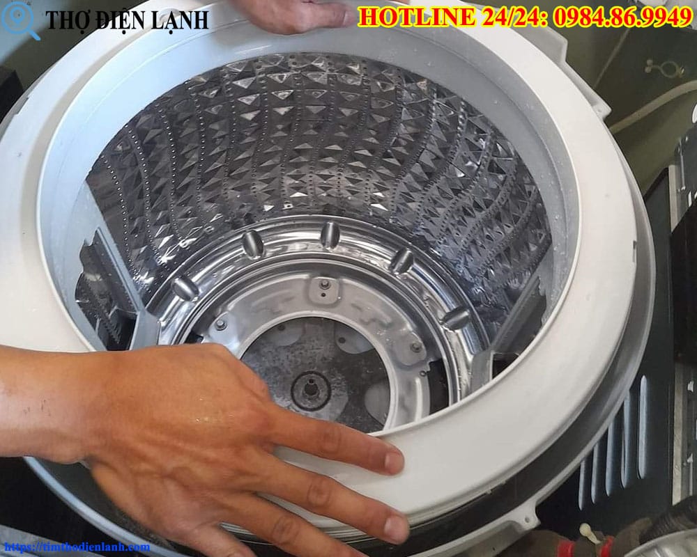 Nhện lồng máy giặt LG hư hỏng