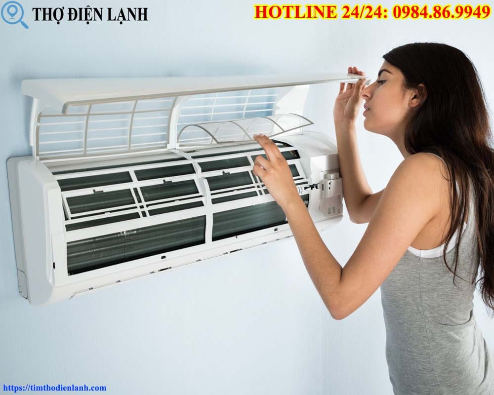 Sửa điều hòa Sharp bị đóng tuyết