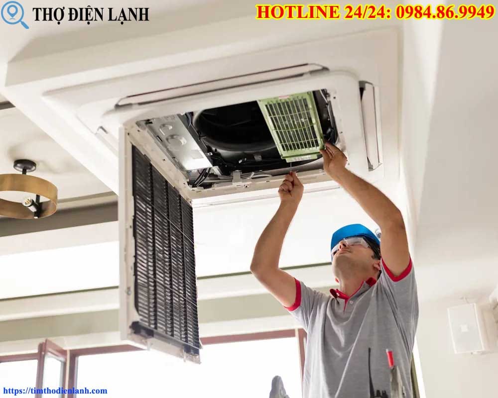 Sửa điều hòa midea âm trần