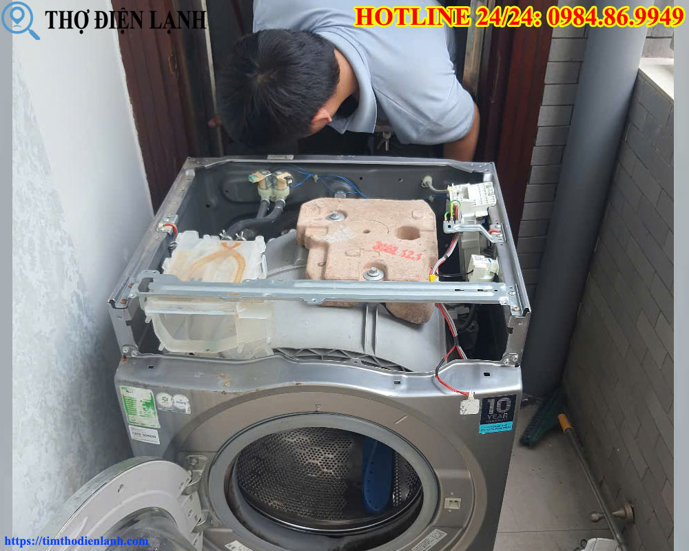 Sửa máy giặt Candy bị chảy nước