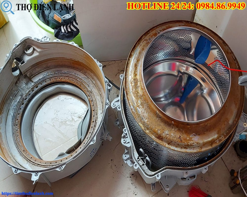 Sửa máy giặt Comfee’ bị ngập nước