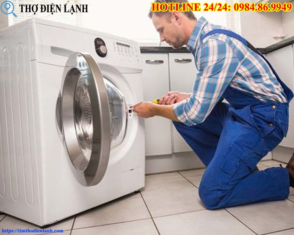 Sửa máy giặt Funiki bị chảy nước