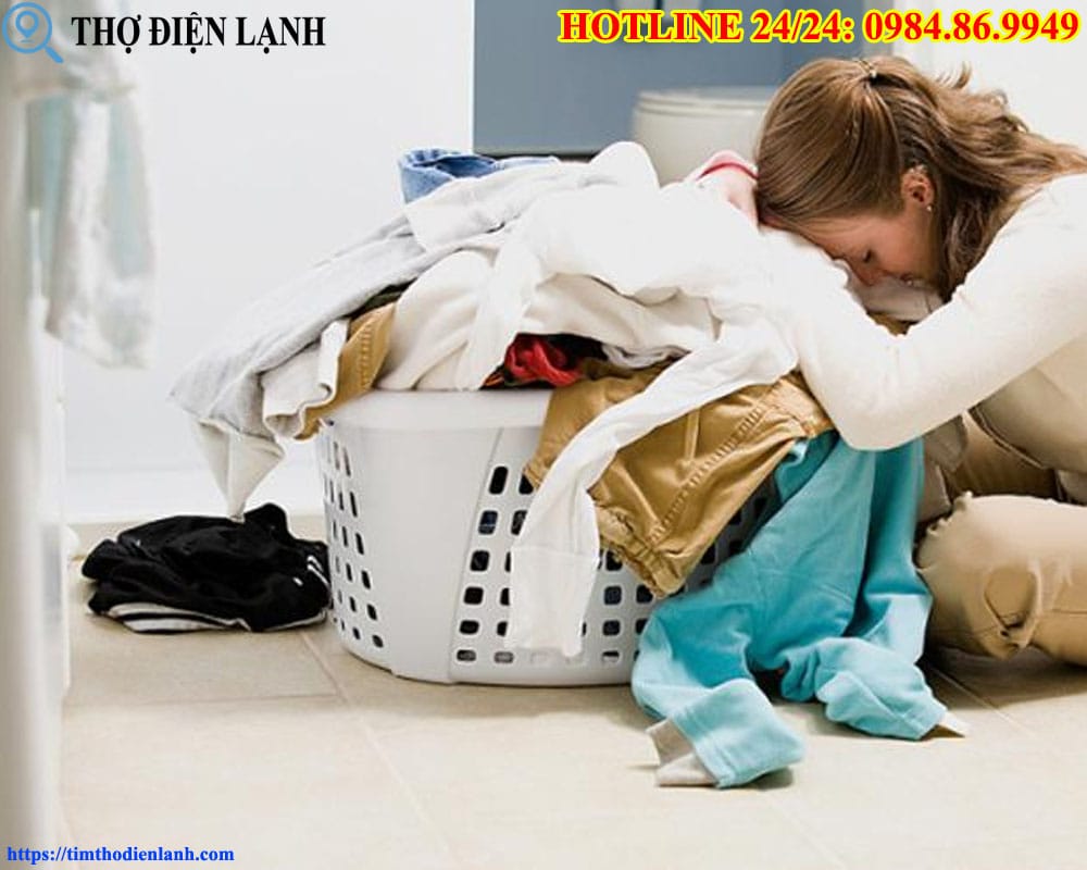 Sửa máy giặt Hitachi bị chảy nước