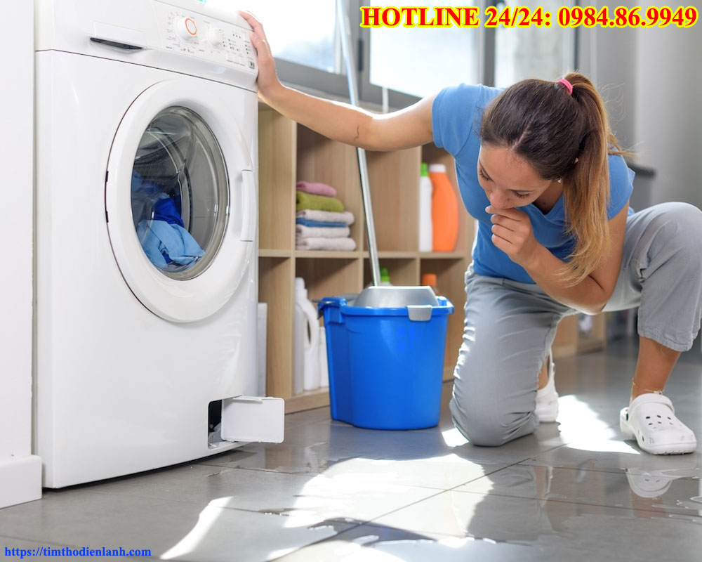 Tắt máy giặt AEG mà nước vẫn chảy