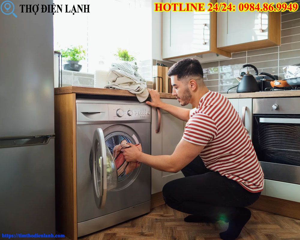 Tắt máy giặt Ariston mà nước vẫn chảy