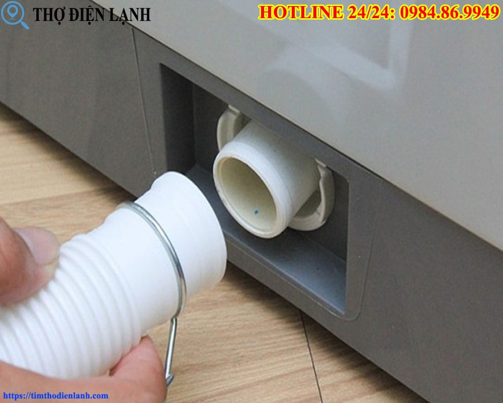 Tắt máy giặt Midea mà nước vẫn chảy
