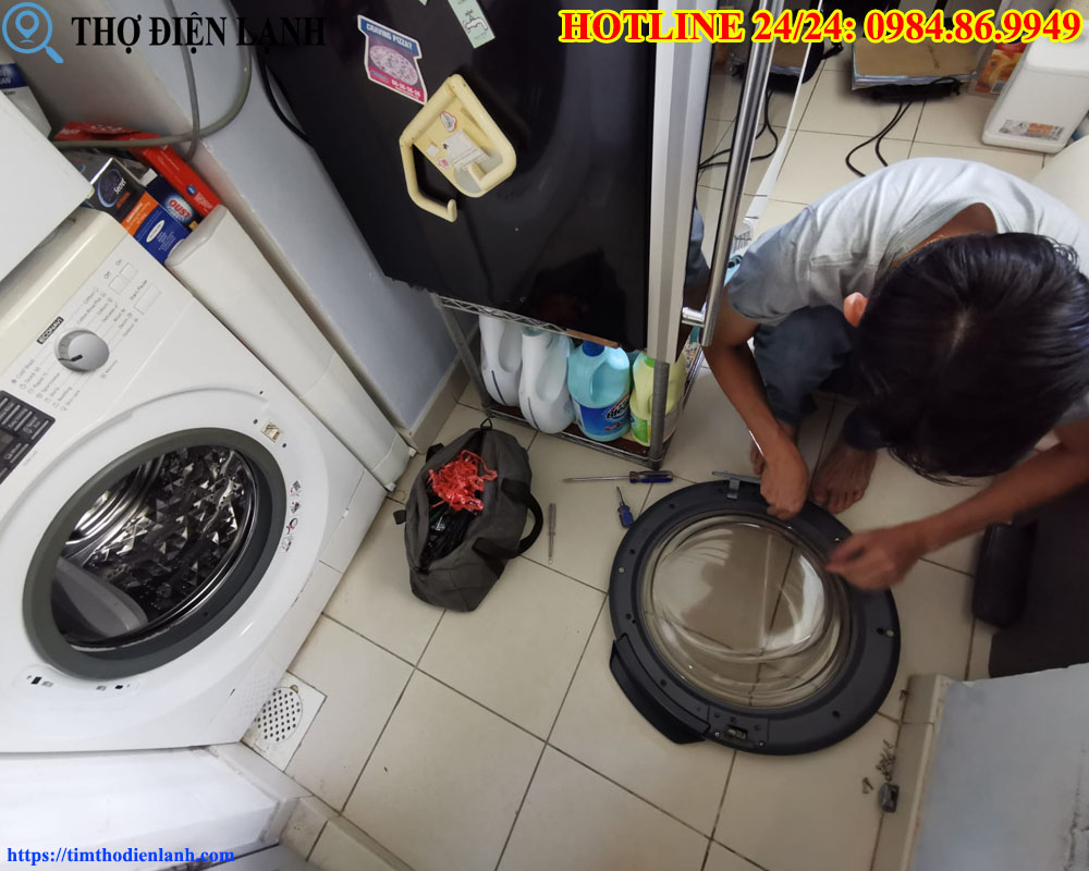 Thay Gioăng máy giặt Indesit uy tín