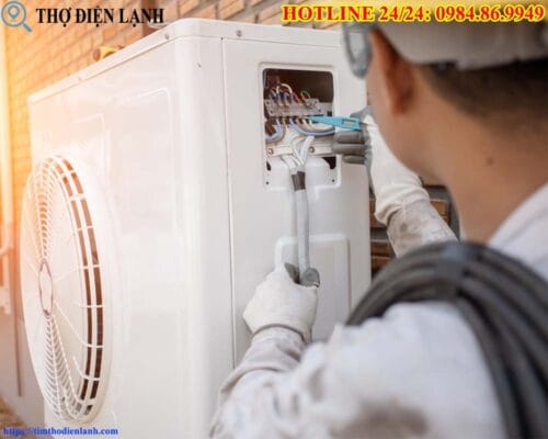 Thay Quạt dàn nóng Carrier không chạy