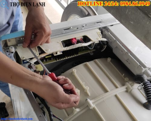 Thay lò xo máy giặt Electrolux