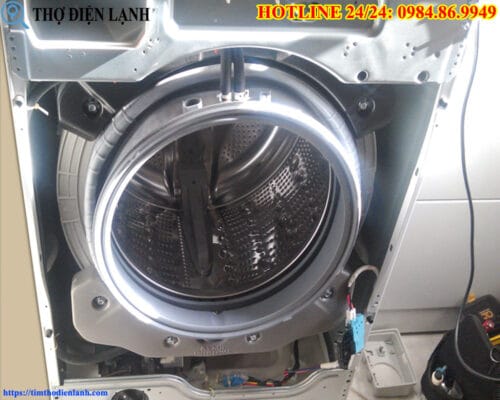 Thay phớt cửa máy giặt Fagor